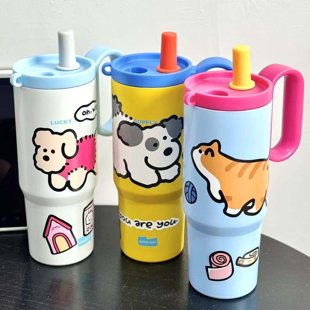800 ml Cute Cartoon Themes Tumblers