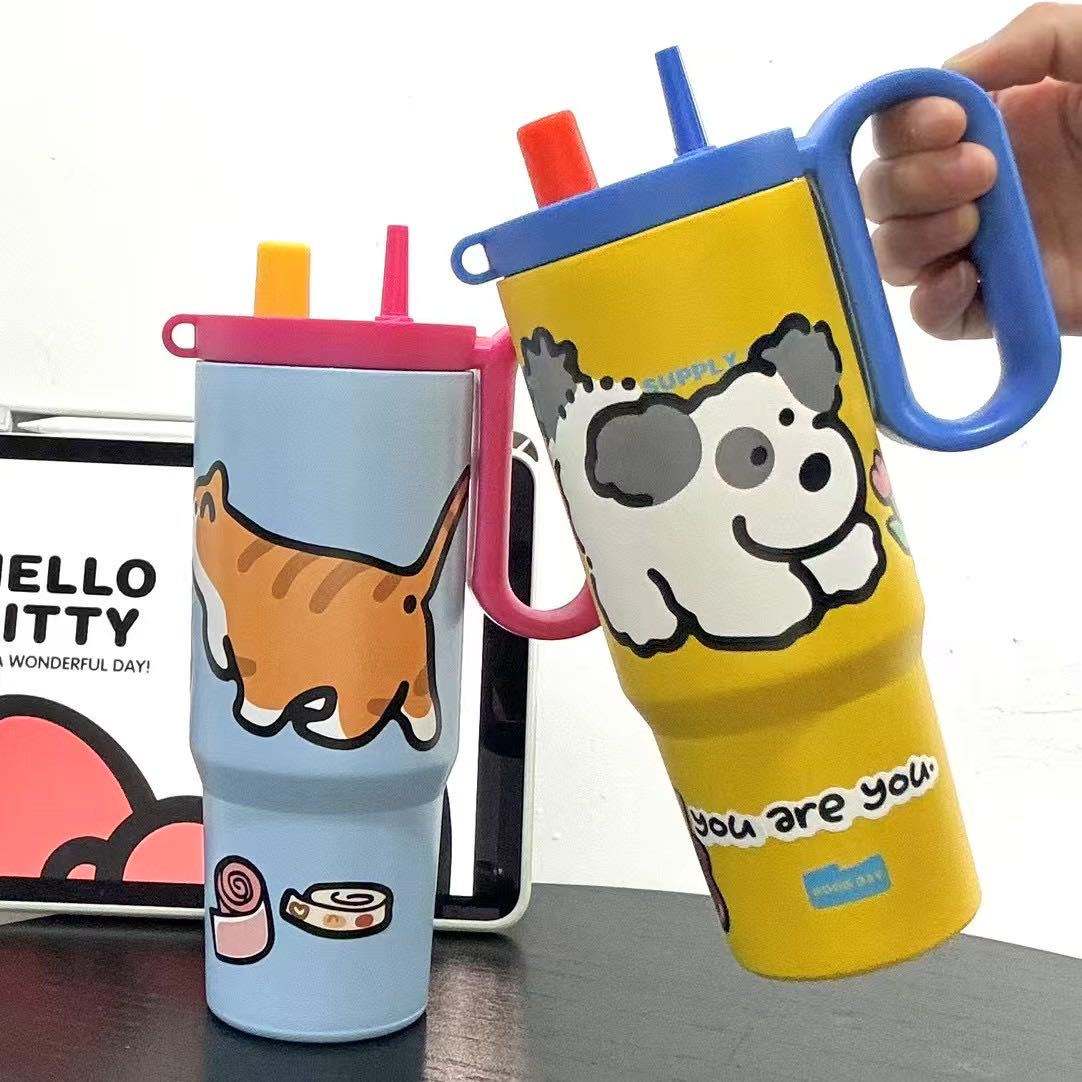 800 ml Cute Cartoon Themes Tumblers